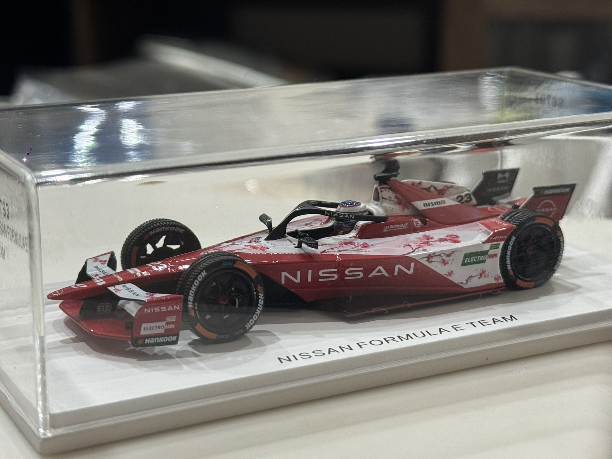 【レア】F1 鈴鹿 MoneyGram エステバンオコンサイン入り ポストカード F1日本グランプリ ハース F1 チーム サイン入りカード ベアマン