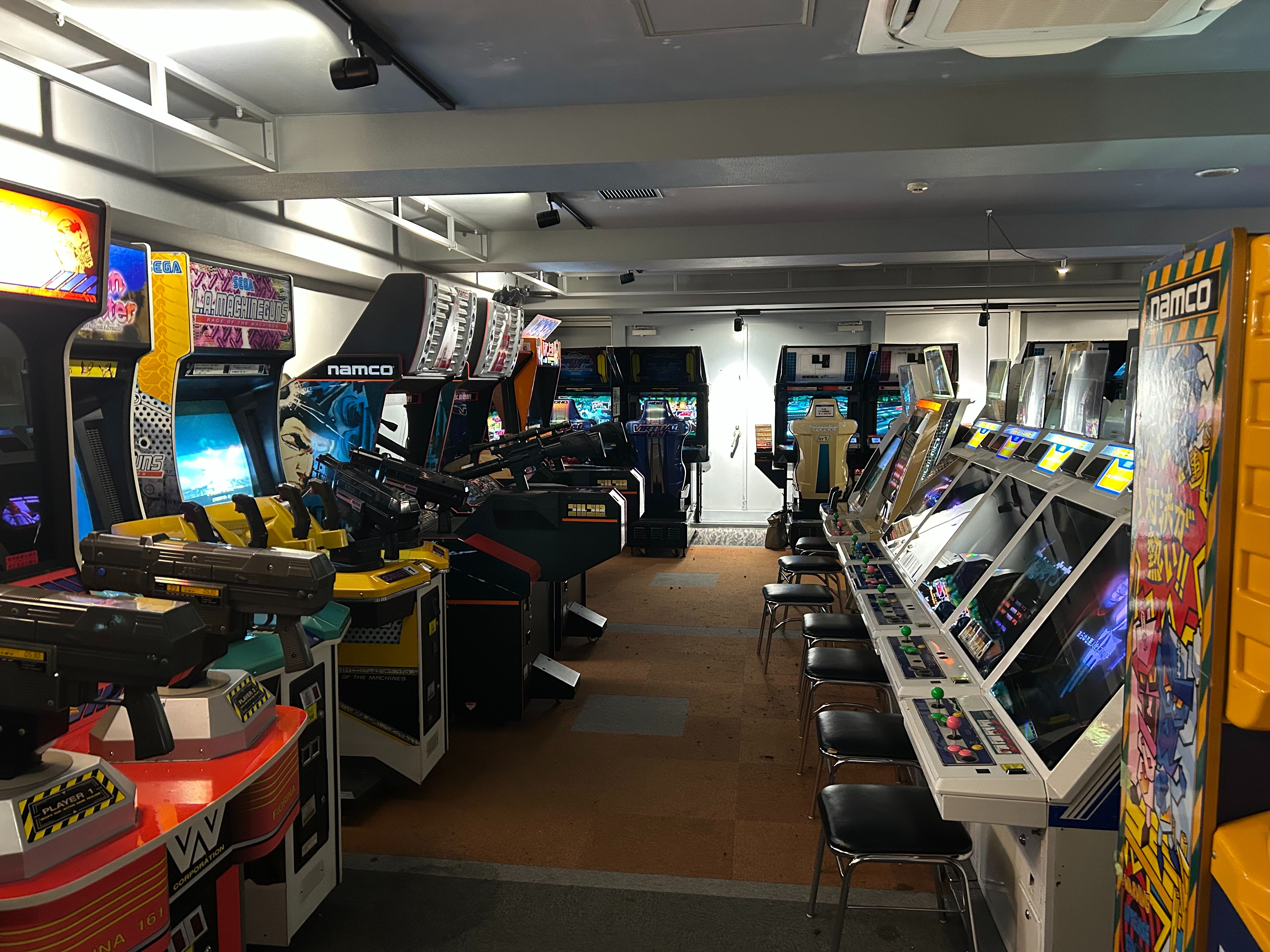 レトロジー - Cerca / X