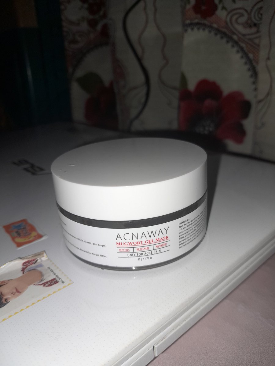 issaurs's tweet photo. wts preloved:
- skin1004 tone brightening ampoule 30ml (60k)
- acnaway mugwort gel mask (25k)
- bundle 80k
22nya masih banyak isinya krn baru dipake 3x
📍bogor
🍊 bisa oren
yg mau boleh dm yawww 😉😉😉 https://t.co/MKAOlUHYOf
