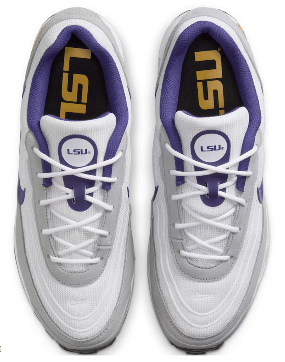TigerDroppings's tweet photo. The New #LSU Gameday shoes from Nike came out today. 

Do we like them?

https://t.co/ho0CHuaM5u https://t.co/iwkeFAycoC