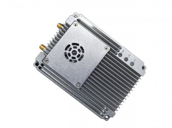 yoshi00035's tweet photo. HN15IPがようやく入荷致しました。15kmのデジタル通信機器　これ 1台でドローンの通信関係は全に対応出来る https://t.co/O36tMmCGPR