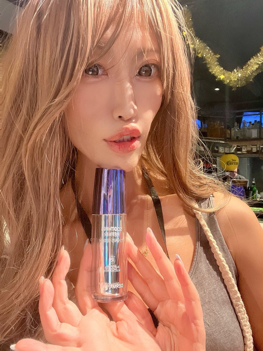 つーさん DAINESE×VR46コラボデザイン”VR46 DAEMON-X SAFETY HOODIE FULL