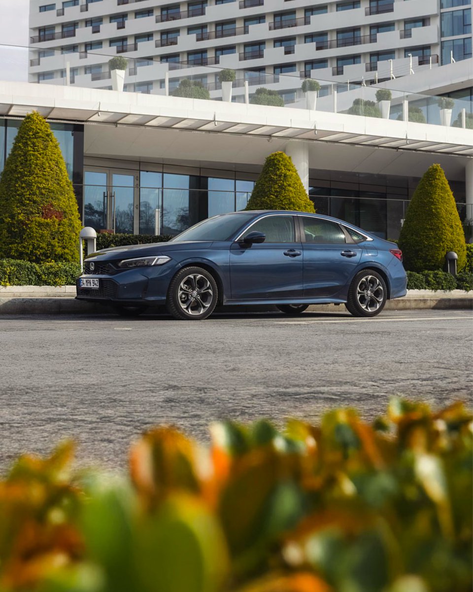 Tasarımıyla ilk görüşte etkileyen Honda Civic.

#Honda #HondaCivic