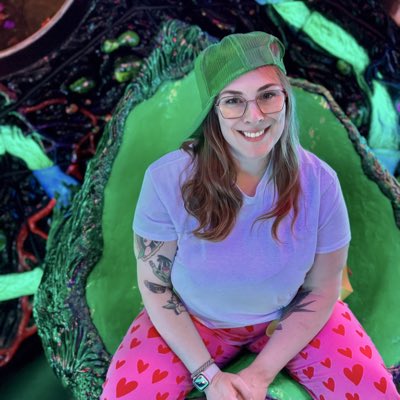 ghost mom tweet media