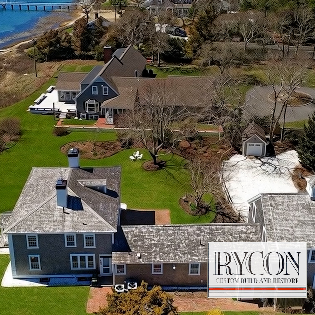 RyconGroupInc's tweet image. Crisp white custom millwork frames the natural cedar shingles, creating clean lines that highlight the home’s coastal elegance. 

Call Rycon at (508) 362-5456 

#CapeCodBuilder #CapeStyleHomes #NewEnglandHome #customhomes #contractor #construction #renovation #building