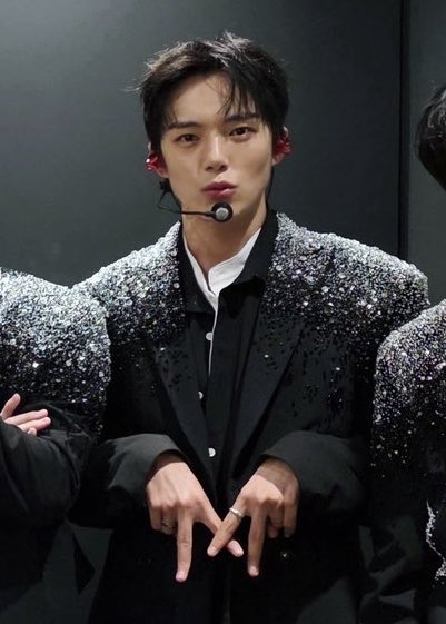 단체사진듀가나지 애교개껴ㅈㅉ