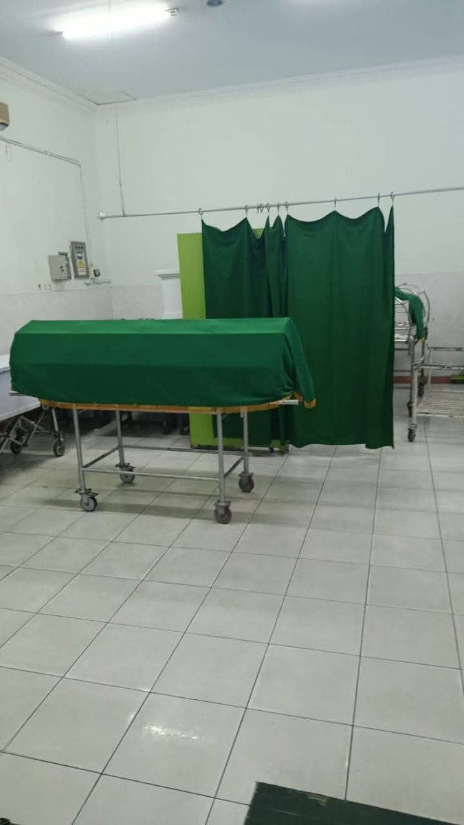 urfvhome's tweet image. Update:

Kawan ojol kami yg dilindas mobil brimob meninggal di RSCM, semoga Almarhum Husnul Khotimah