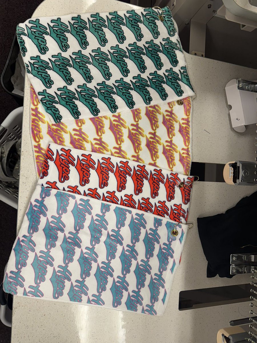 thin_threads's tweet image. 🌞🏖️ upgrade your towel game ! 🌊✨
Check out our custom sublimated towels – where your design isn’t just printed… it’s infused into the fabric!
✔️ Perfect for the golf outings, softball, gym, or gift
Make a statement every time you dry off. These towels aren’t just functional!