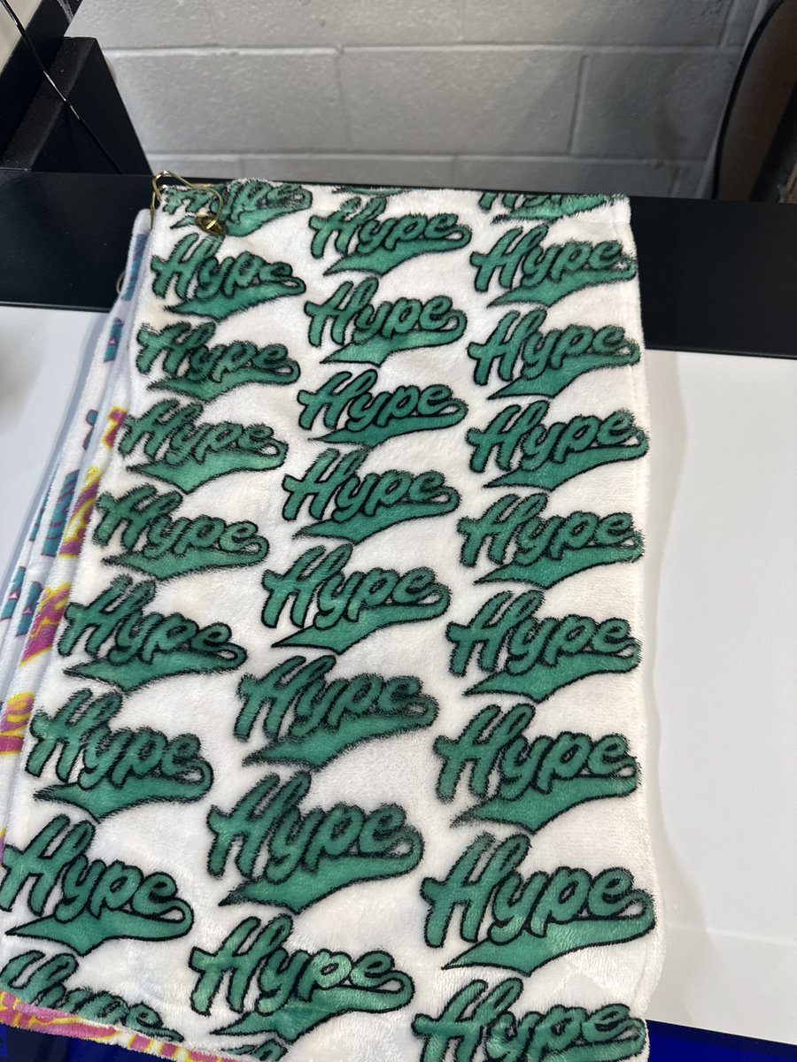 thin_threads's tweet image. 🌞🏖️ upgrade your towel game ! 🌊✨
Check out our custom sublimated towels – where your design isn’t just printed… it’s infused into the fabric!
✔️ Perfect for the golf outings, softball, gym, or gift
Make a statement every time you dry off. These towels aren’t just functional!