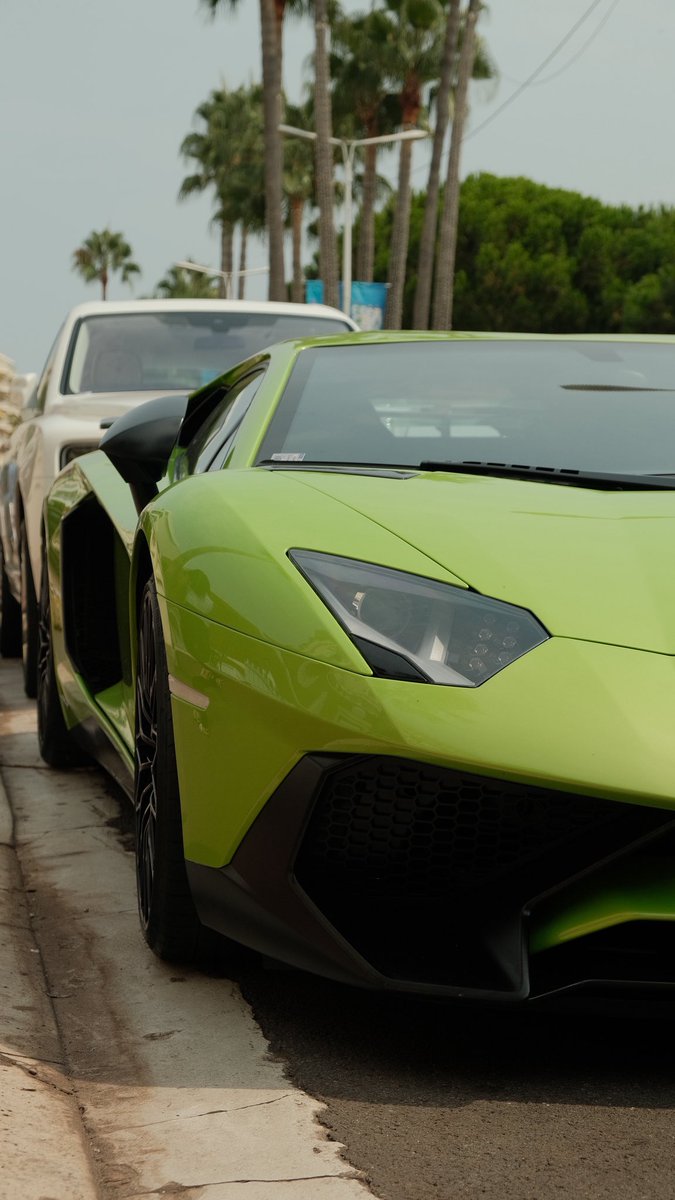 artfujiworld's tweet photo. car spotting in cannes, france https://t.co/taaISyeFfa