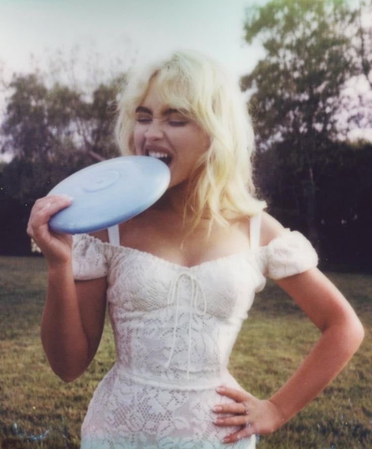 man’s best friend out now !!!!!!