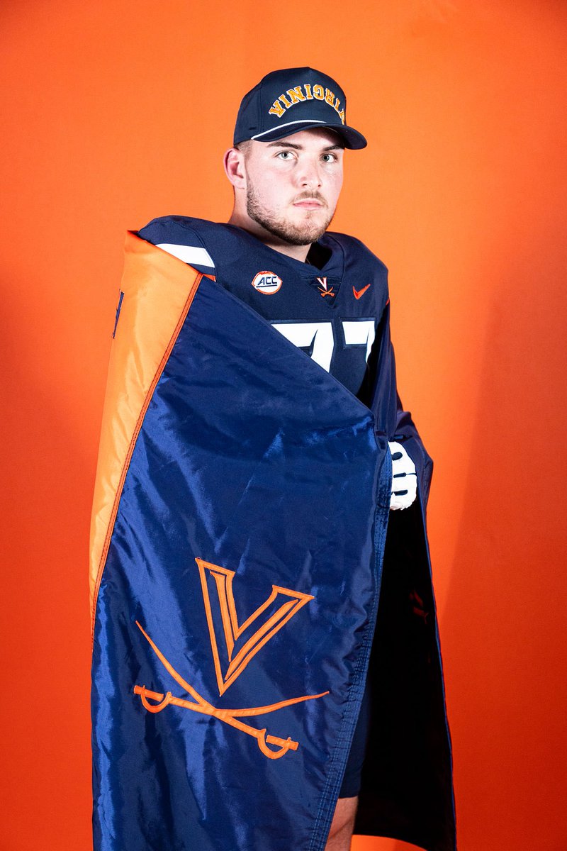 Back home this weekend for the season opener!🏡#GoHoos⚔️

<a href="/Coach_TerryHeff/">Terry Heffernan</a> <a href="/JoeyOrck/">Coach Joey Orck</a>