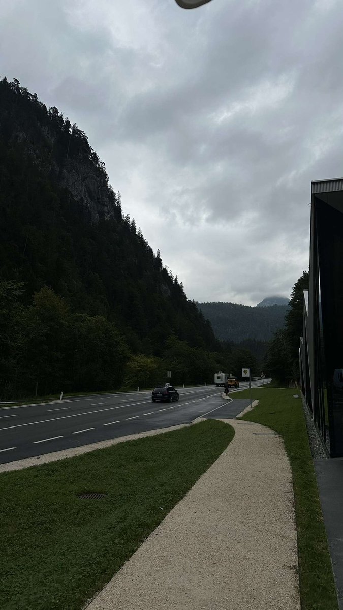 s (@llye0) on Twitter photo 