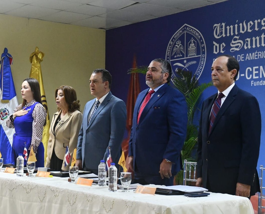 JCE (@juntacentral) on Twitter photo El acto de recepción de propuestas en San Cristóbal está encabezado por el #PlenoJCE, integrado por su presidente, Román Jáquez Liranzo (<a href="/RomnJquez/">Román Andrés Jáquez Liranzo</a>), y los miembros titulares: Dolores Fernández Sánchez, Samir Chami Isa (<a href="/samirchamiisa/">Samir Chami Isa</a>), Hirayda Fernández Guzmán (<a href="/hiraydamarcelle/">Hirayda Fernández Guzmán</a>) El acto de recepción de propuestas en San Cristóbal está encabezado por el #PlenoJCE, integrado por su presidente, Román Jáquez Liranzo (<a href="/RomnJquez/">Román Andrés Jáquez Liranzo</a>), y los miembros titulares: Dolores Fernández Sánchez, Samir Chami Isa (<a href="/samirchamiisa/">Samir Chami Isa</a>), Hirayda Fernández Guzmán (<a href="/hiraydamarcelle/">Hirayda Fernández Guzmán</a>)