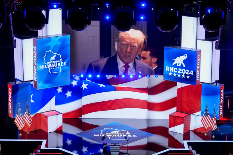 🚨 BREAKING: Speaker MIKE JOHNSON comes out in full support of Trump holding a presidential-style Republican National Convention before the 2026 midterms.

This election is going to feel like another presidential year...game on. Time to save the 2nd half of Trump's term.🔥