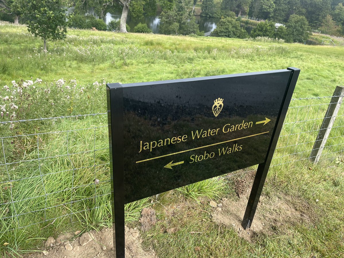 FHMcD Signs Ltd. tweet media