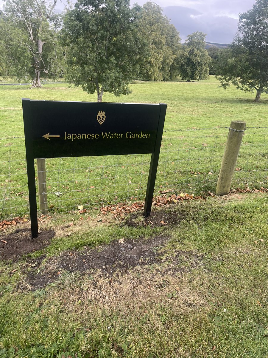 FHMcD Signs Ltd. tweet media