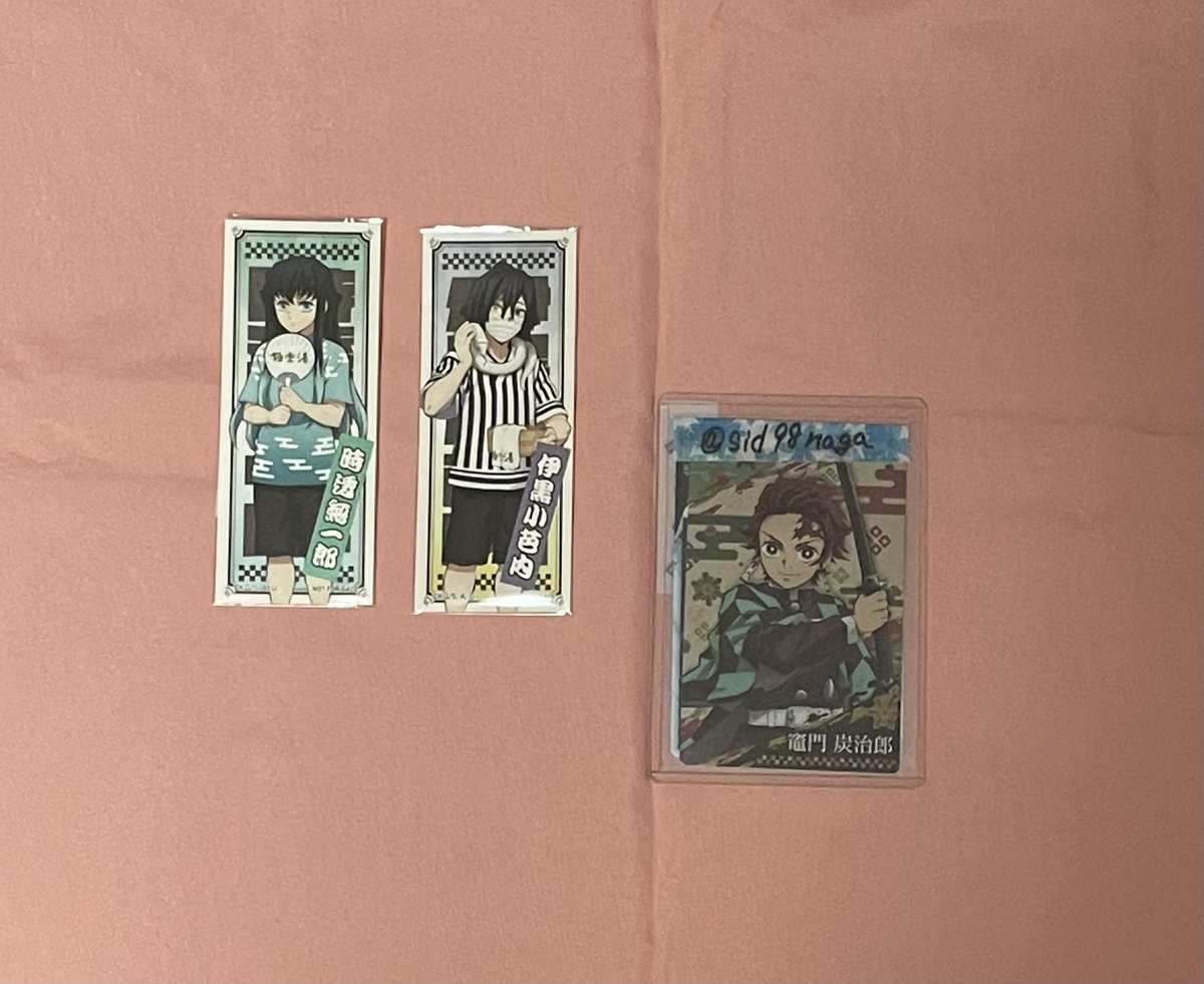 ながこ tweet media