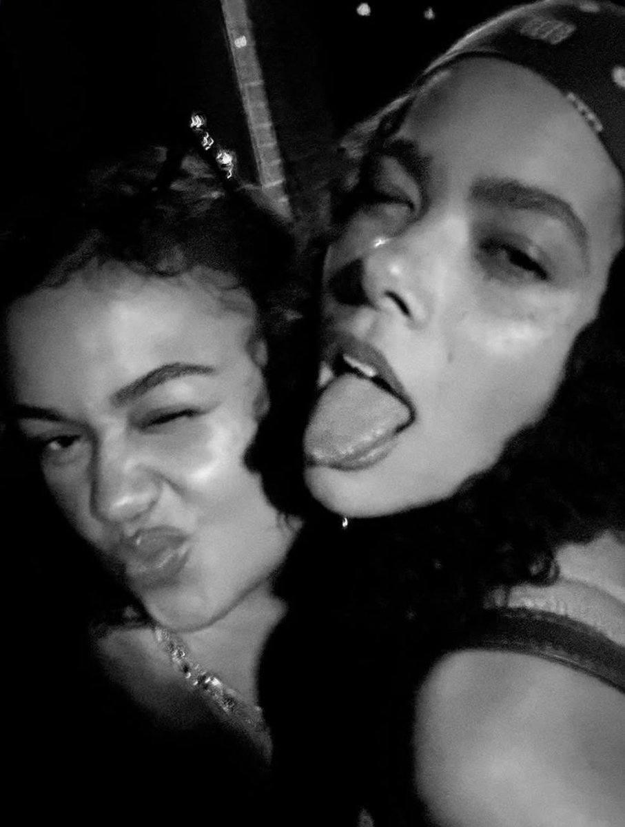 madison bailey and antonia gentry