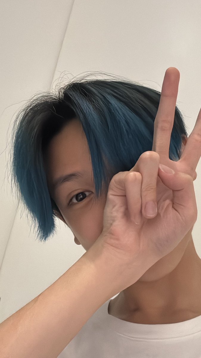 เห็นที่ทุกคนชมเรื่องการแต่งrapผมเยอะมาก อยากจะบอกว่าดีใจมากกกกที่ทุกชอบrapที่ผมแต่งกันน้าาา แบบทุกคนภูมิใจในตัวผมมาก ผมก็รู้สึกดีมากละก็ภูมิใจในตัวเองมากๆเลย กว่าน้องชีสจะพัฒนาเดินทางมาถึงวันนี้ได้คือไม่ง่ายเลย ขอบคุณที่ทุกคนคอยให้กำลังใจละดูผมเติบโตมาถึงวันนี้นะค้าบ ❤️