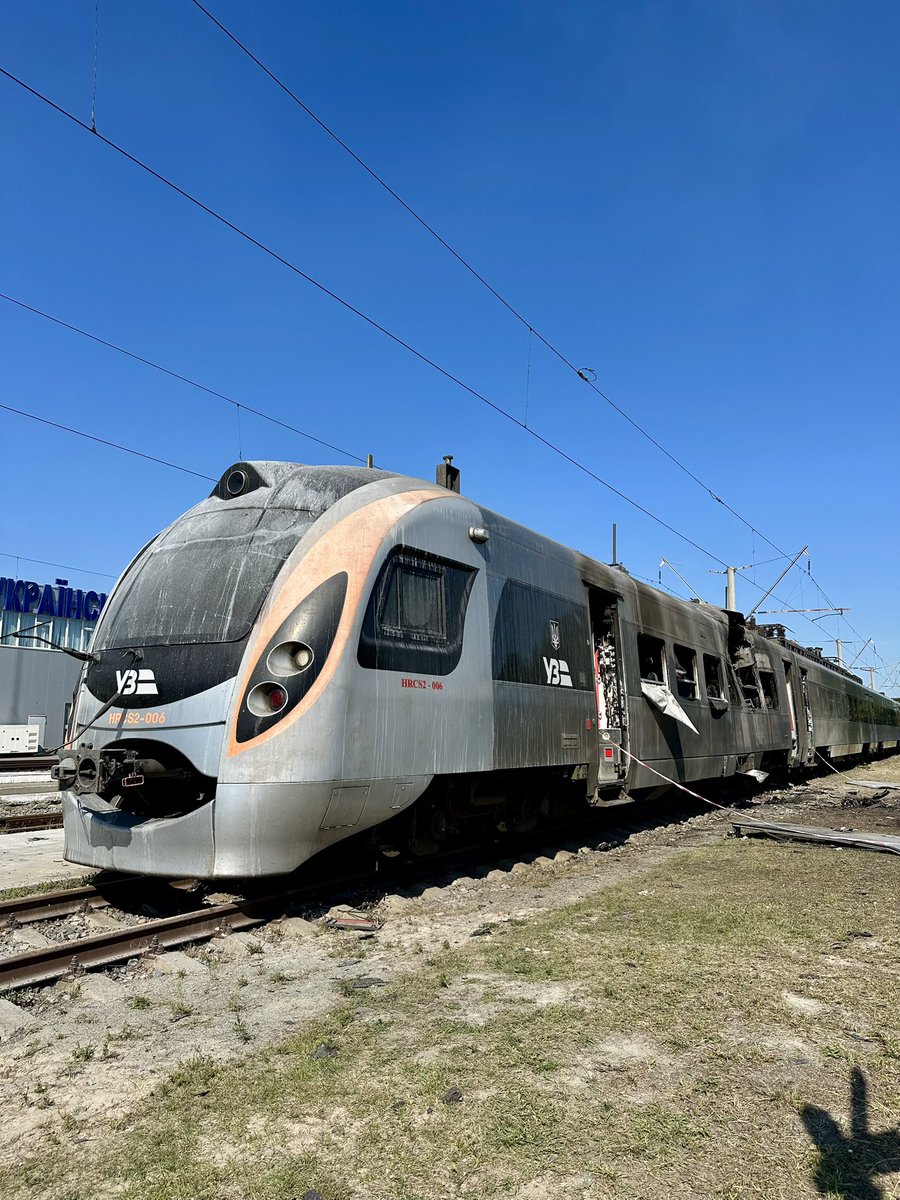 AnnaVlasenko's tweet image. This train was supposed to depart for Kharkiv, but early this morning it was attacked by a Russian drone. I have often traveled on this train myself. Miraculously, the railway workers managed to stop the fire and prevent the damage from spreading to other carriages.