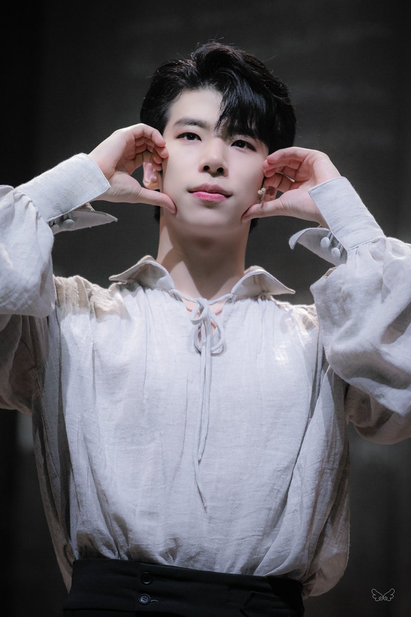 250827 #웨이스티드 피크닉 포토타임

#황순종 | 브랜웰

🫶🏻