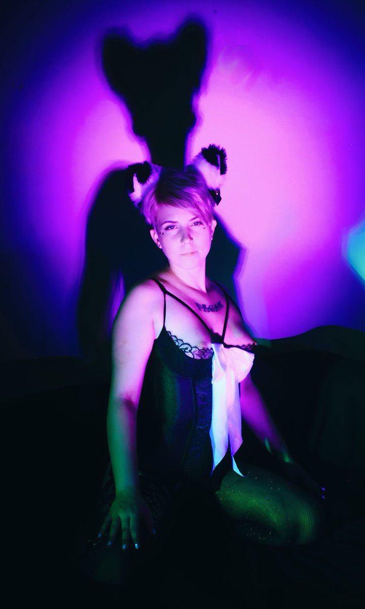 extrafly64's tweet photo. This shoot turned out soooo cute 😍 😽

#onlyfans #onlyfansmodel #pxrn #adultcontent #subscriptionservice #onlinestripper #fanvue #stripchat #chaterbate #fetlife #bdsm #kink #petite #xxx #livesex https://t.co/hvvdeA4LwY