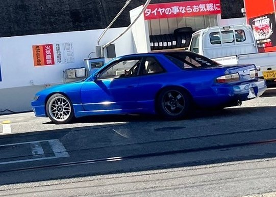 もしかして純正ルックに前後32純正ホイールが1番渋かったんちゃうん？