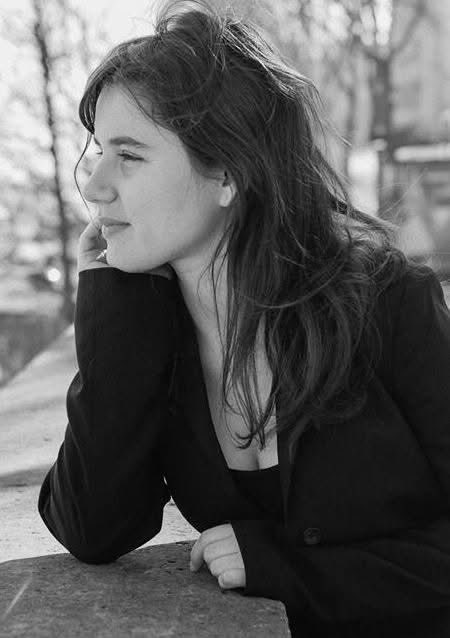 Karim Emile Bitar (@karimbitar) on Twitter photo Triste d’apprendre le décès si prématuré (40 ans) de Clara-Doïna Schmelck, des suites d’un cancer.
<a href="/ClaraSchmelck/">Clara-Doïna Schmelck</a> était journaliste,
philosophe, enseignante et spécialiste des médias.
D’une grande curiosité intellectuelle, pétillante, humaniste et courageuse…🕯️
via <a href="/odalage/">𝑶𝒍𝒊𝒗𝒊𝒆𝒓 𝑫𝒂 𝑳𝒂𝒈𝒆</a> Triste d’apprendre le décès si prématuré (40 ans) de Clara-Doïna Schmelck, des suites d’un cancer.
<a href="/ClaraSchmelck/">Clara-Doïna Schmelck</a> était journaliste,
philosophe, enseignante et spécialiste des médias.
D’une grande curiosité intellectuelle, pétillante, humaniste et courageuse…🕯️
via <a href="/odalage/">𝑶𝒍𝒊𝒗𝒊𝒆𝒓 𝑫𝒂 𝑳𝒂𝒈𝒆</a>