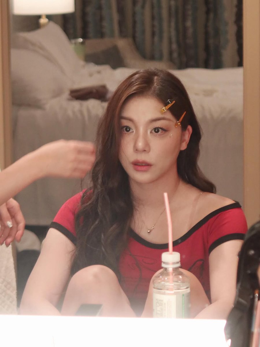 Ailee in Arabic tweet media