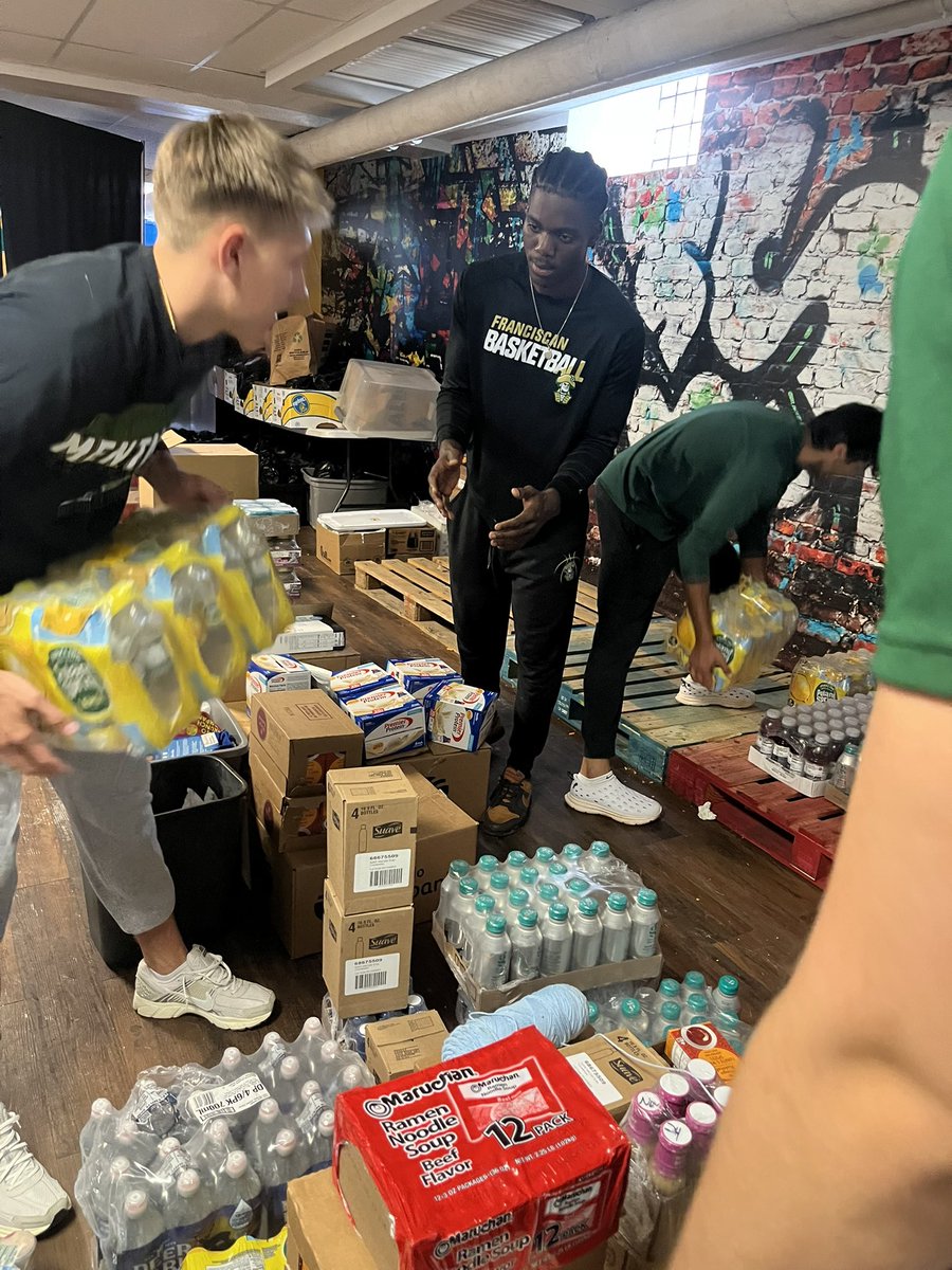 FranciscanBasketball tweet media