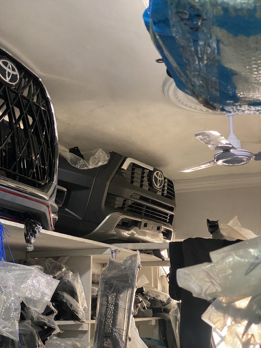 TargetPhonesgh's tweet image. FRONT COMPLETE BUMPERS:HRV 2024, MADZA CS5 18-29, TOYOTA HIGHLANDER 2012 SPEC. MADZA3, NISSAN KISS19, HIGHLANDER18 SPEC, TOYOTA HILUX 22.