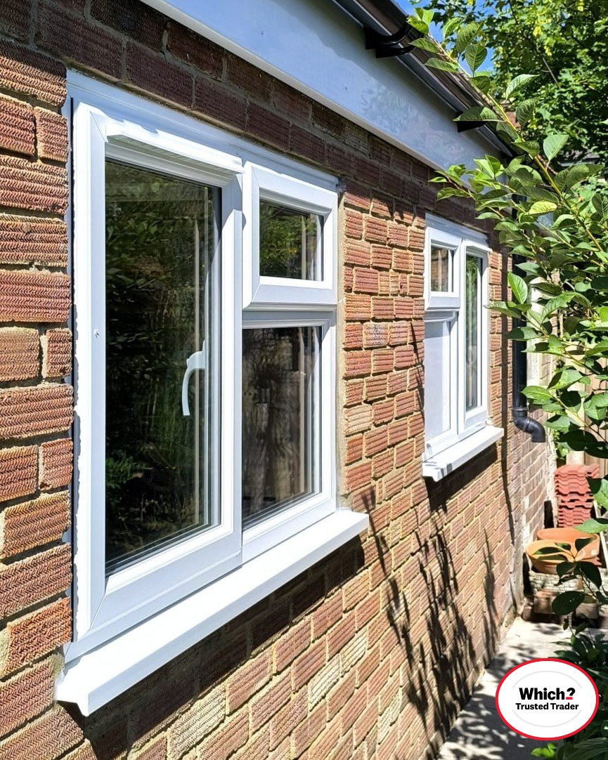 WembleyWindows's tweet image. These crisp white uPVC casement windows, set against warm brickwork, are simple, smart, and built to last. The combination of a large pane for clear views and a smaller top opener means you can let in a gentle breeze without fully opening the window.

#WembleyWindows #uPVCWindow