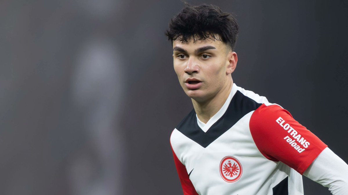 Anfield Edition | æ tweet media