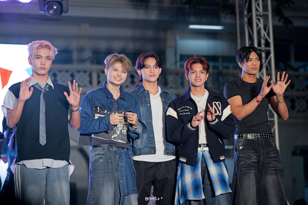 250828 📸 NEW:ID
PMCC @ ADAMSON UNIVERSITY

NEWID SETS PMCC ADU STAGE
#NEWIDXPPopMusicAndCultureCaravan 

#New_ID <a href="/official_newID/">New:ID OFFICIAL</a>
#PMCC #PMCCatADU
<a href="/PMCC_2025/">PPOP Music & Culture Caravan</a> <a href="/AdamsonUniv/">Adamson University</a>