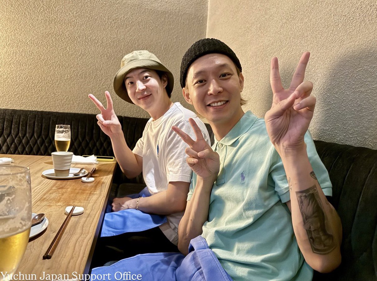 皆様、夜分遅くに申し訳ございません🙇‍♀️
昨日は大変暑い中、ご参加くださり
ありがとうございました🙇‍♀️
本当に暑かったですね😭
皆様体調大丈夫でしょうか？

また週末もお世話になります🎤💓
今日はまたまた家族で
お誕生日会を開催致しました👏🎂笑

今日も沢山食べて沢山笑って
幸せなひと時でした🥹