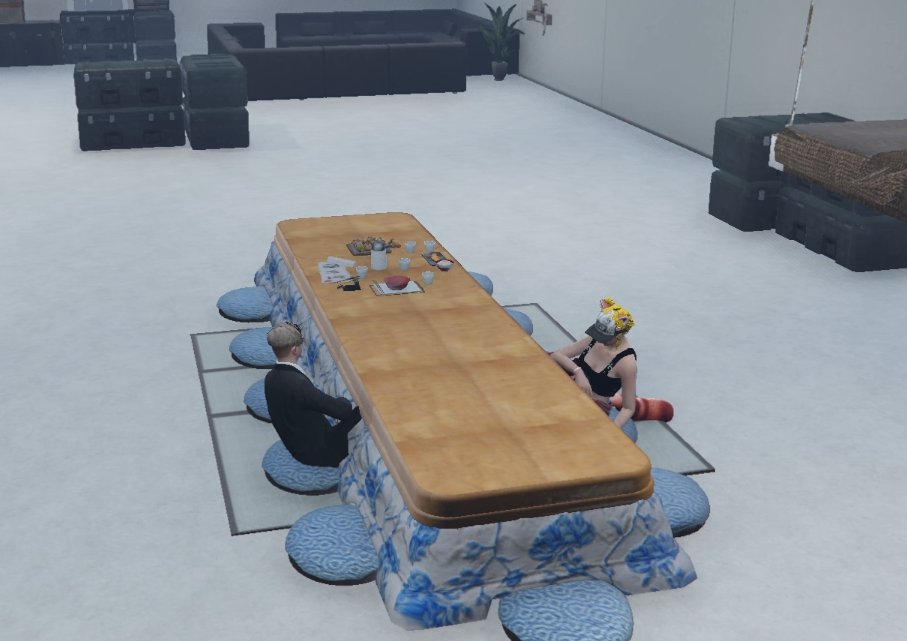 けんつ「まるにとってさ、ノーリミットって言う組織はどんな場所？」

まる「家族じゃない？」