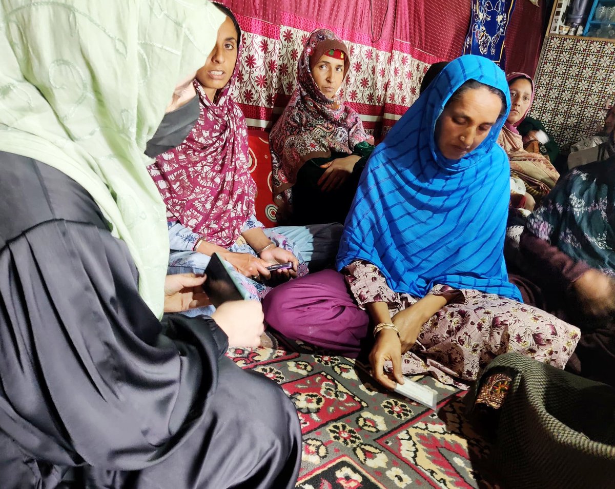 shopiangazette's tweet photo. Sankalp Hub for Empowerment of Women,Mission Shakti Shopian organizes awareness programme at #Zampathri #Kellar @DistrictShopian
Educating women about various welfare schemes &amp; initiatives of Government  @Shewspn @shishrgupta @IbrarMirza_KAS @CM_JnK @Informationspn @OmarAbdullah https://t.co/bUIJ3YO6eW