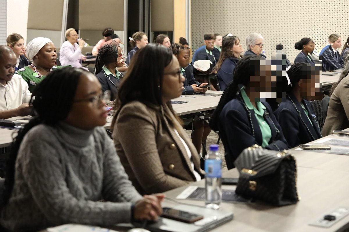 Dept of Communications & Digital Technologies (@commsza) on Twitter photo The Deputy Minister <a href="/MondliGungubel_/">Mondli Gungubele, MP</a> addressed the <a href="/FPB_ZA/">Film and Publication Board</a> Women’s Month event which was attended by Civic Organisations, both public and private sector stakeholders and learners from various schools. The Deputy Minister <a href="/MondliGungubel_/">Mondli Gungubele, MP</a> addressed the <a href="/FPB_ZA/">Film and Publication Board</a> Women’s Month event which was attended by Civic Organisations, both public and private sector stakeholders and learners from various schools.