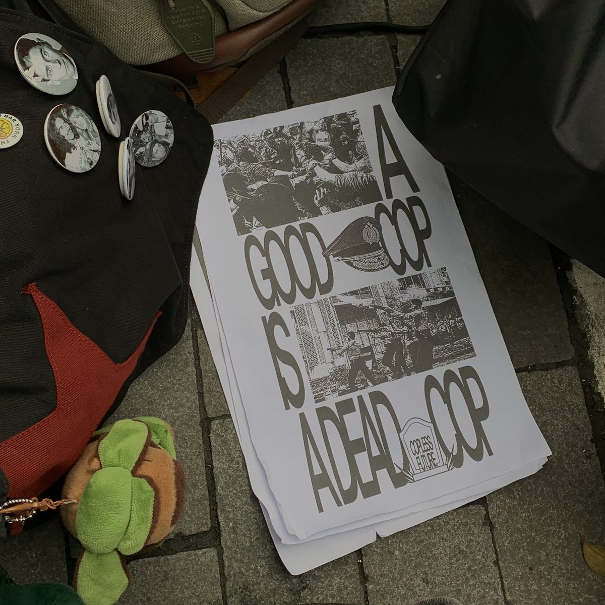 syf barrett (@roccoparondi) on Twitter photo 