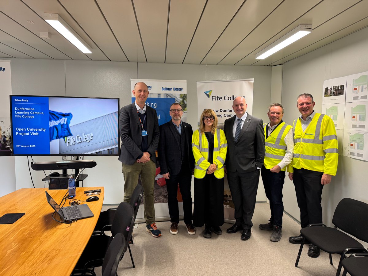 We were delighted to welcome the <a href="/OpenUniversity/">The Open University</a>’s new Vice-Chancellor Professor Dave Phoenix to our Edinburgh office this week.

Professor Phoenix's visit showcased our vital work in widening access and lifelong learning in Scotland and our close links to our valued partners.