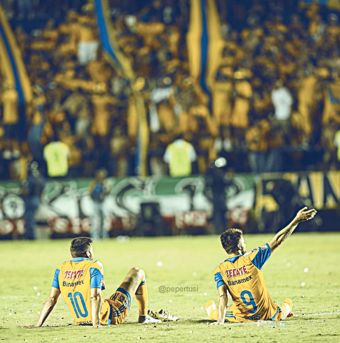 "Cuando llega André, veo la afición, él viene de otro país completamente distinto, le digo ven te voy a presentar tu nueva casa"

"Nos sentamos ahí en el pasto, le dije mira, bienvenido a tu afición, eso fue lo que le dije ese día"

-Rafa Sobis en RG la Deportiva

📸 <a href="/pepemacias_/">pepertusi</a>