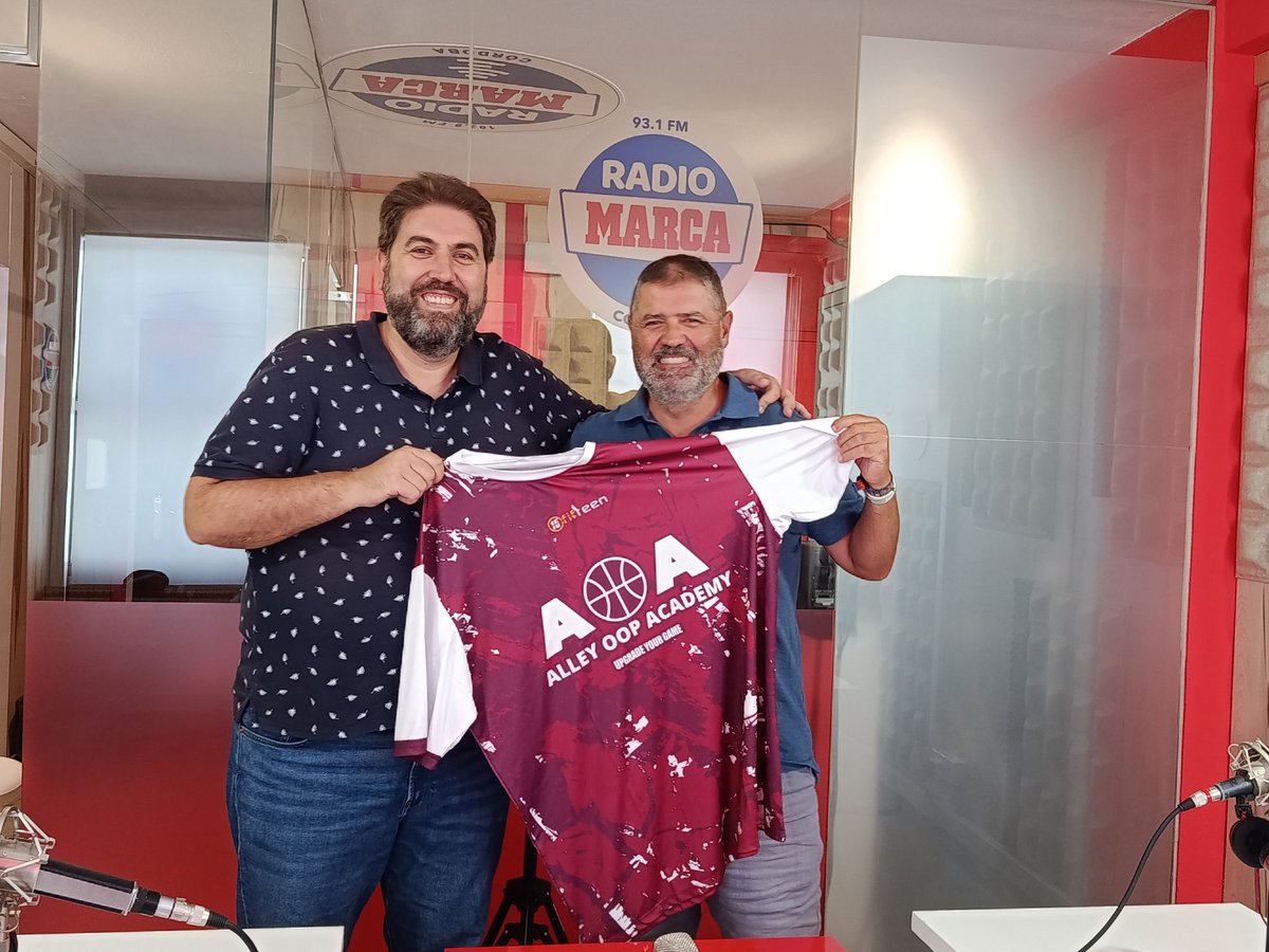 🚨#DMCórdoba 28-A
⚽ #tertuliónblanquiverde con <a href="/mushocordoba/">Paco López-Cordón V.</a> <a href="/PabloDelaVega_8/">Pablo de la Vega</a> <a href="/rmartinez76t/">Rafa Martinez</a> <a href="/ManoleteLuque2/">Manolo Luque</a> 
🏀Baloncesto con <a href="/fgarmont/">Fernando García</a> 
👉Y mucho más 
👉 De 13:00 a 15:00 de Lunes a Viernes en <a href="/RadioMarcaCord/">Radio Marca Córdoba</a> y nuestro canal de Youtube 
#ElDeporteEsNuestro