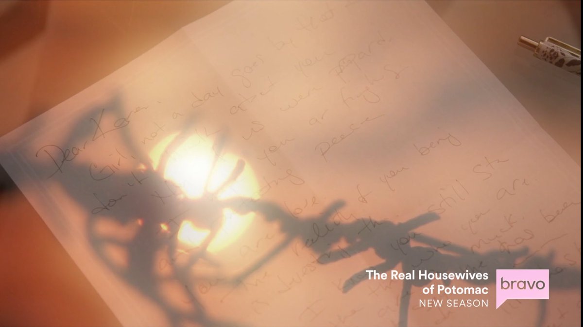 Obsessed with how bad Gizelle’s handwriting is