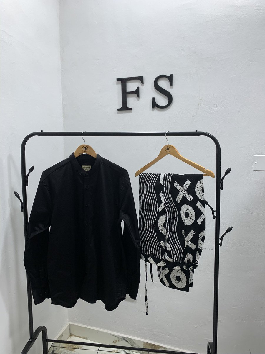 ogoabumere's tweet image. a reminder that i sell really nice rtw outfits @shopfsintl