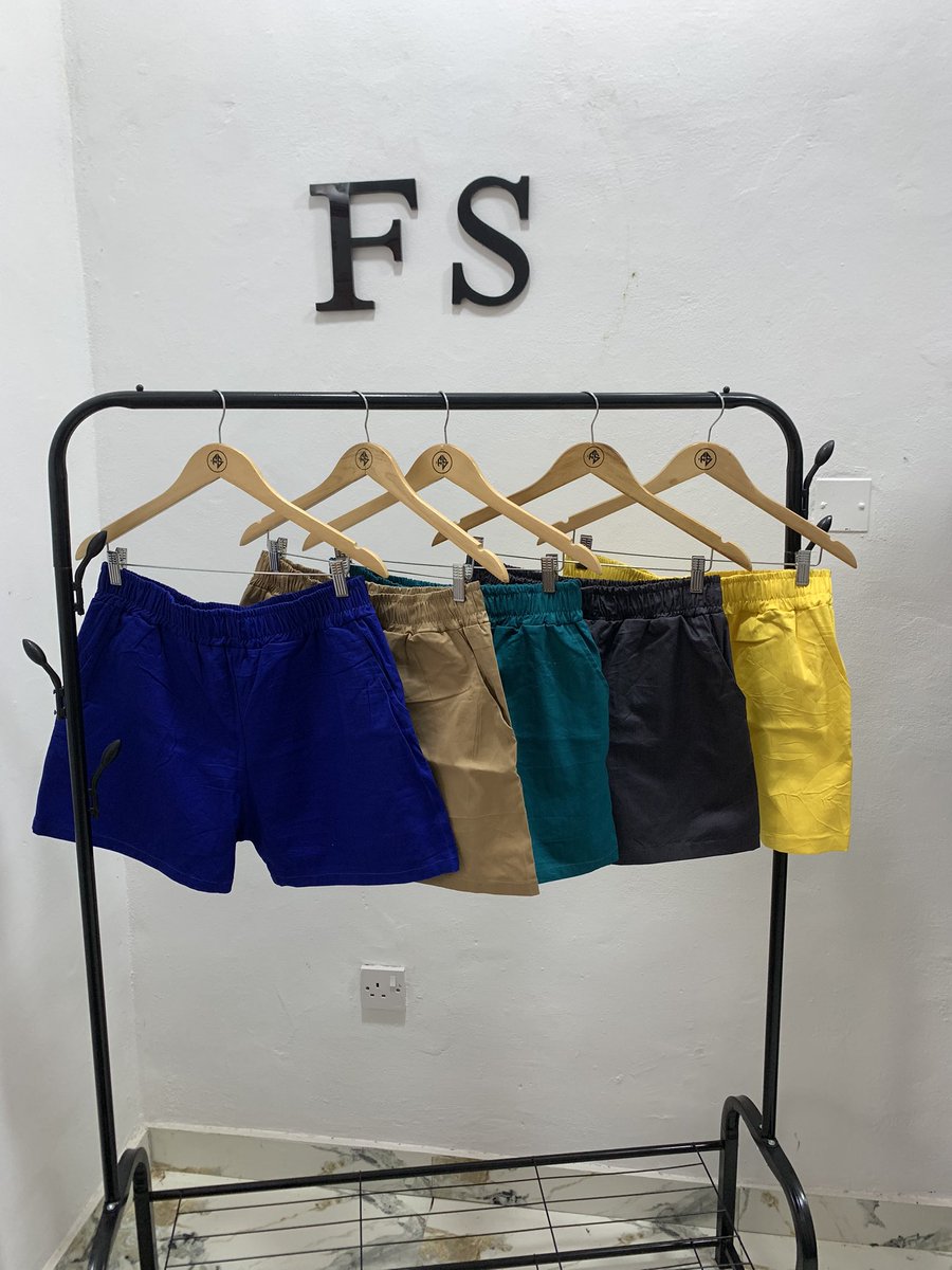 ogoabumere's tweet image. a reminder that i sell really nice rtw outfits @shopfsintl