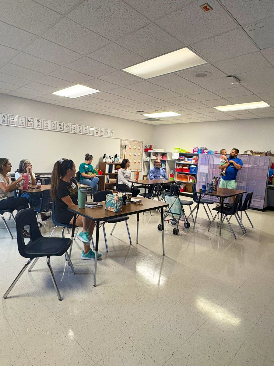 Coffee with the Chief this morning ! Thank you for presenting  at the Lair and for keeping our students and community safe! ☕️👮‍♂️👮<a href="/JohnDrugan_PK8/">John Drugan PK-8</a> <a href="/cmercado_JDS/">Cynthia Mercado</a> <a href="/SocorroISD/">Socorro ISD</a> <a href="/CISElPaso/">Communities In Schools of El Paso</a>