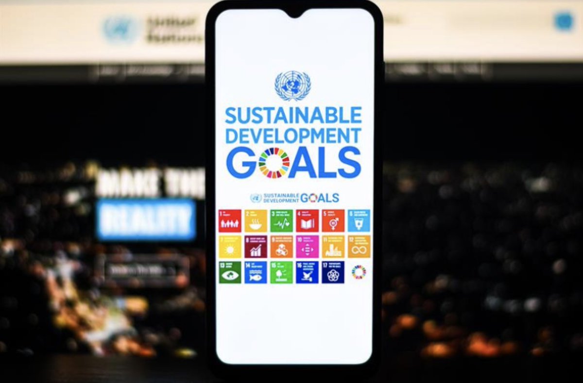 📊Gestion de projet &amp; ODD : vers une reddition de compte plus rigoureuse

Dans ce billet du blogue Un seul monde, Alessandra Pozzi explore comment les organisations internationales intègrent les #ODD au cœur de leur gestion de projet.
👉 bit.ly/41tuHDl

📷 <a href="/IEIMuqam/">IEIMuqam</a>