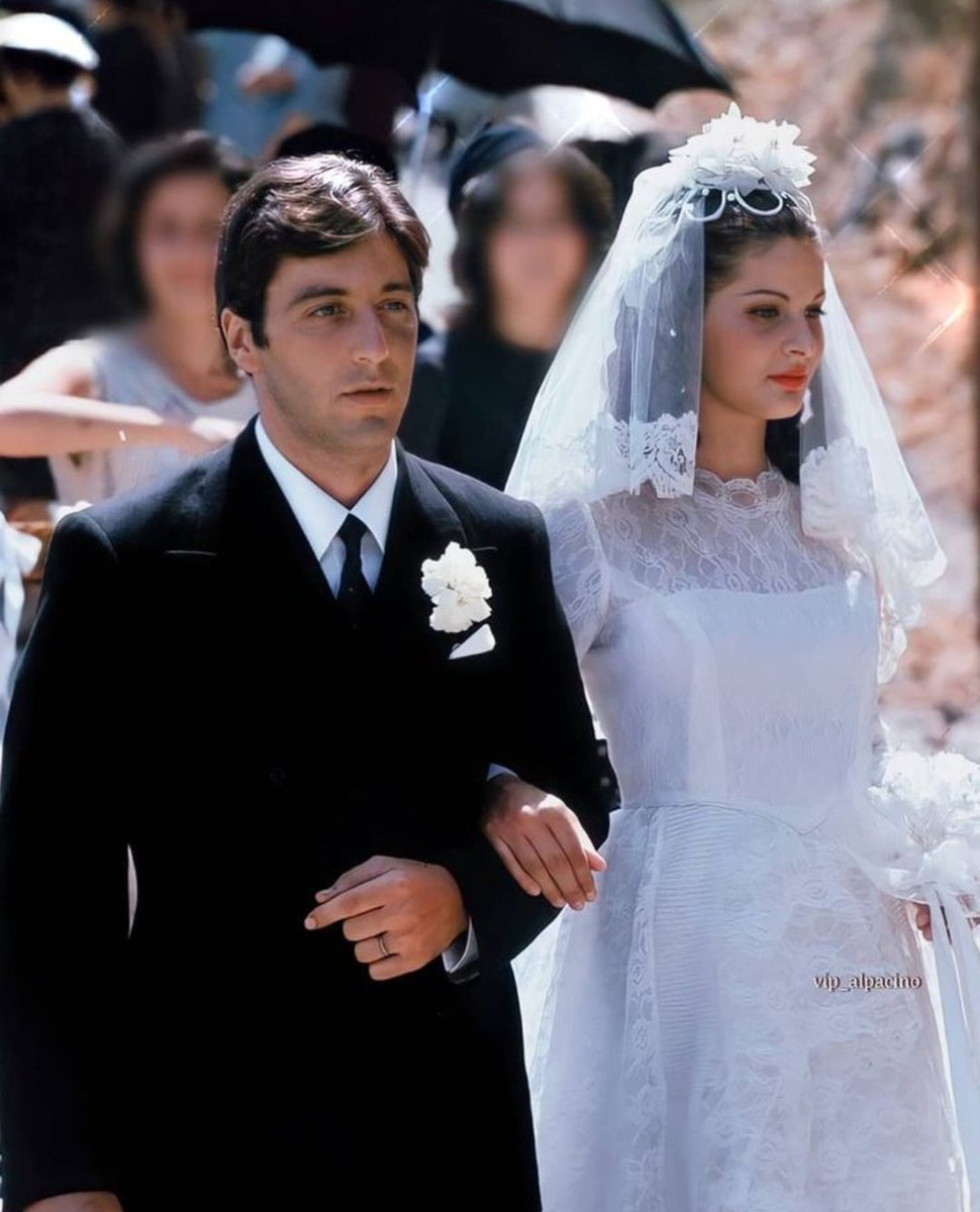 Senin bana nasip olman, 
şahsi hayatımın değer biçilmez talihidir.

 Nazım Hikmet