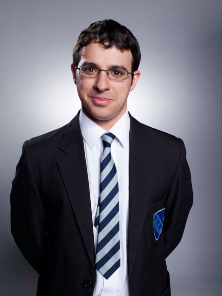 DiscussingFilm's tweet image. Simon Bird has been cast in ‘STAR WARS: STARFIGHTER’

In theaters on May 28, 2027.